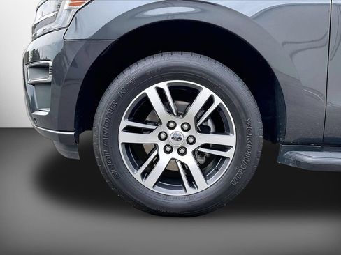 Used 2024 Ford Expedition Limited AWD/4WD image 35