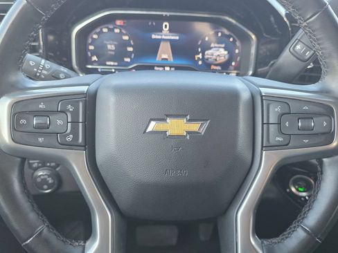 Used 2025 Chevrolet Silverado 1500 LT RWD image 32