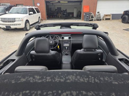 Used 2008 Ford Mustang Shelby GT500 RWD image 7
