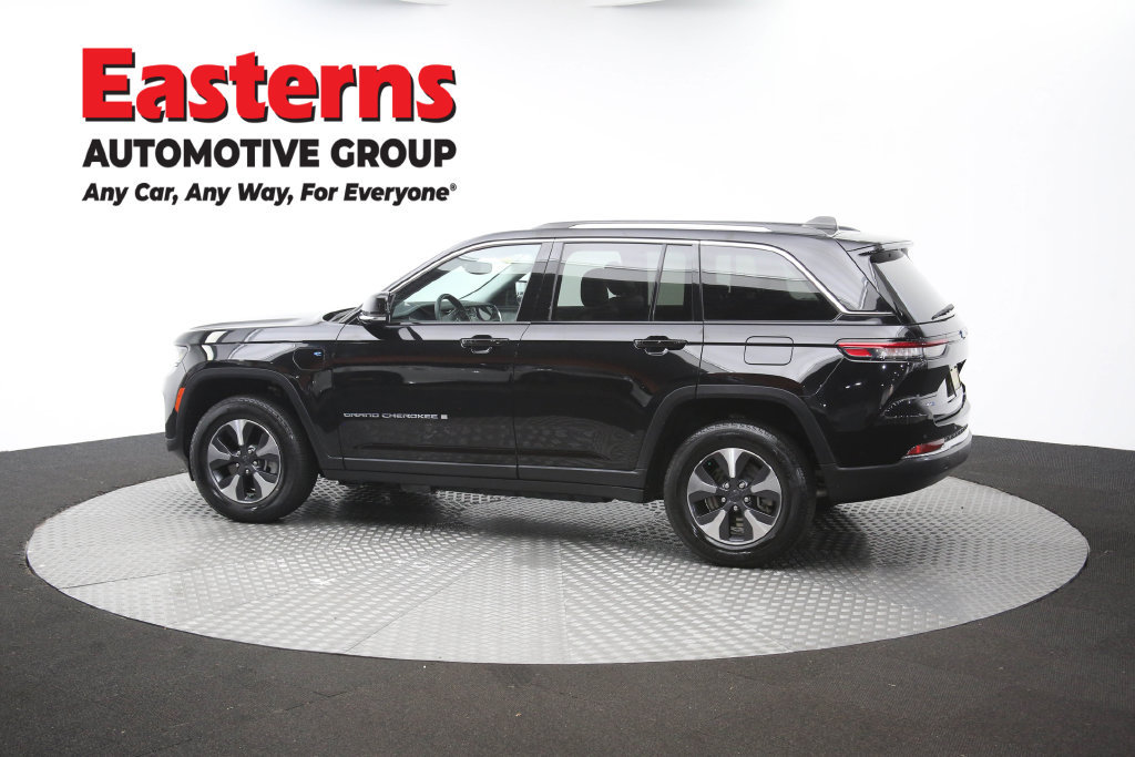 Used 2023 Jeep Grand Cherokee 4WD 4xe image 71