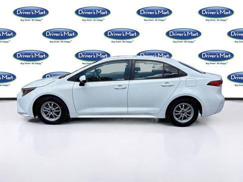 Used 2022 Toyota Corolla LE FWD image 4