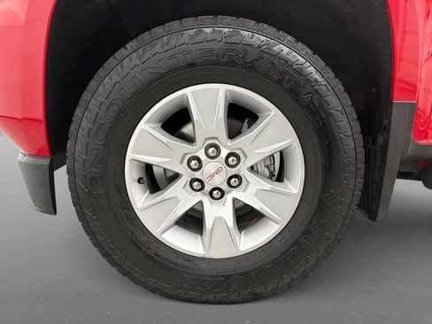 Used 2015 GMC Canyon SLE AWD/4WD image 21