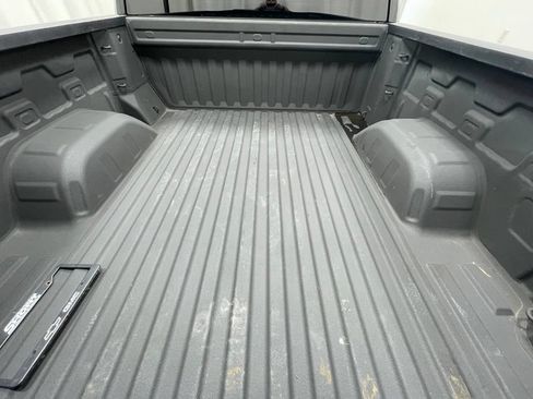 Used 2021 GMC Sierra 1500 Elevation w/ X31 Off-Road Package AWD/4WD image 7