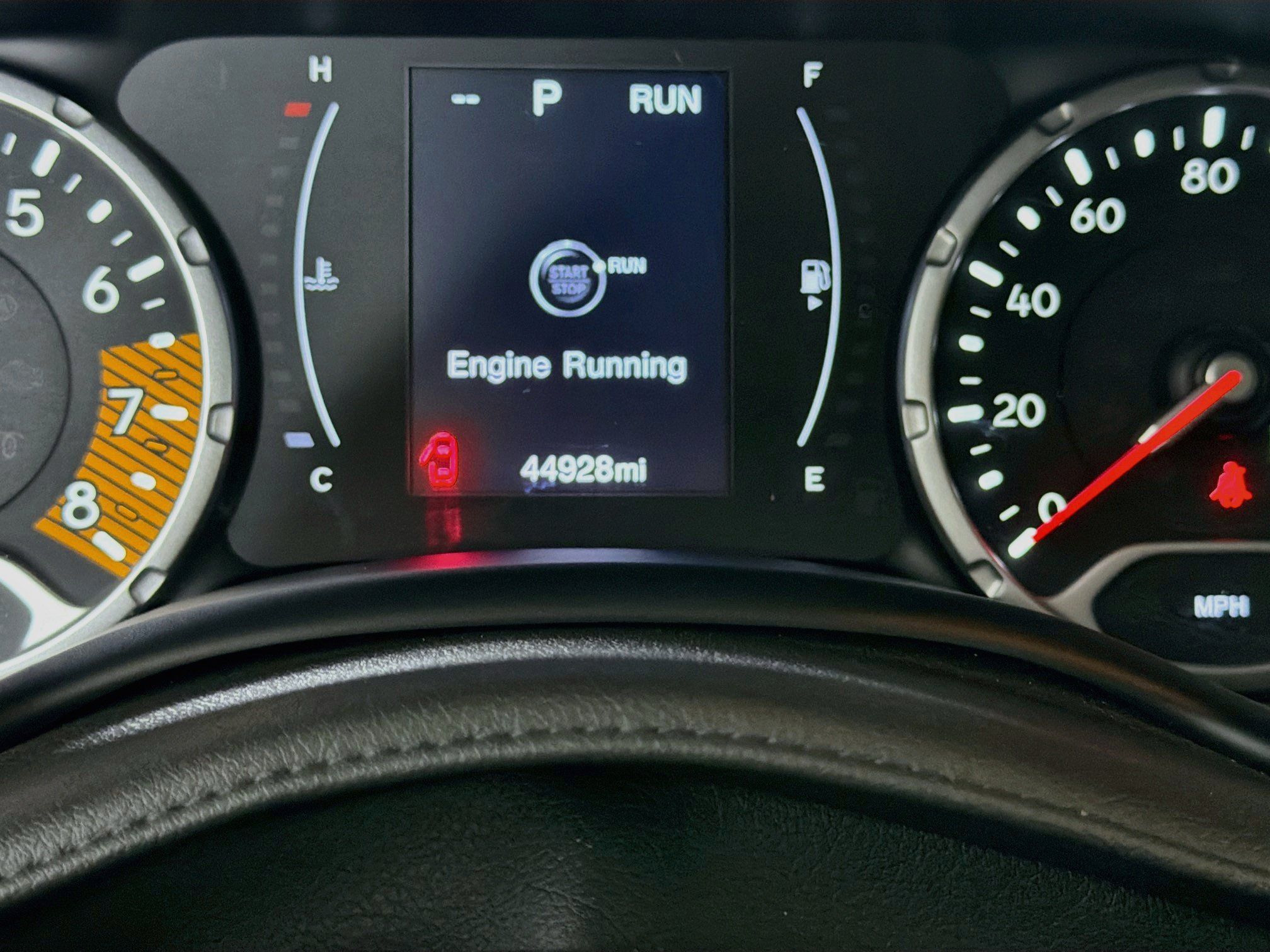 Used 2023 Jeep Renegade Latitude AWD/4WD image 19