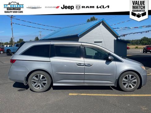 Used 2016 Honda Odyssey Touring image 4