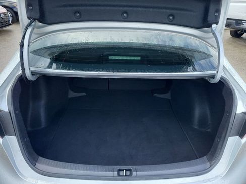 Used 2023 Toyota Corolla LE image 10