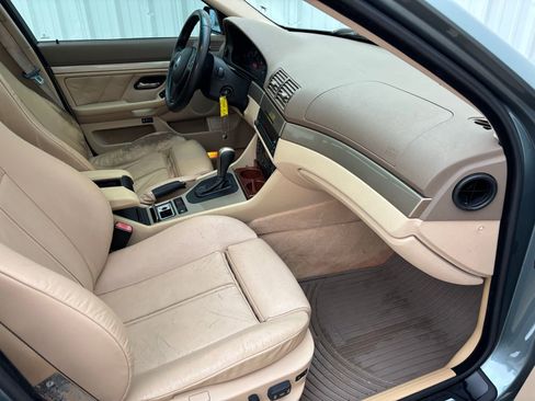 Used 2003 BMW 530i 530i image 34