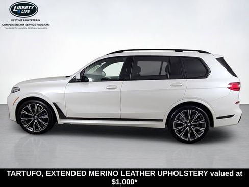 Used 2021 BMW X7 M50i image 6