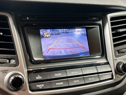 Used 2017 Hyundai Tucson SE AWD/4WD image 15
