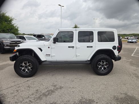 Used 2019 Jeep Wrangler Unlimited Rubicon AWD/4WD image 6