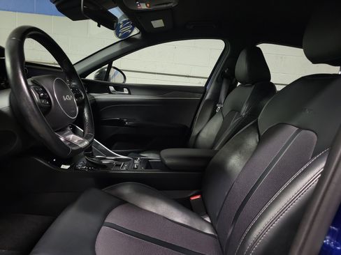 Used 2023 Kia K5 GT-Line image 17