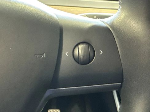 Used 2020 Tesla Model Y Performance image 15