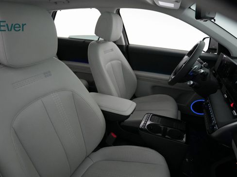 Used 2025 Hyundai Ioniq 5 Limited image 9