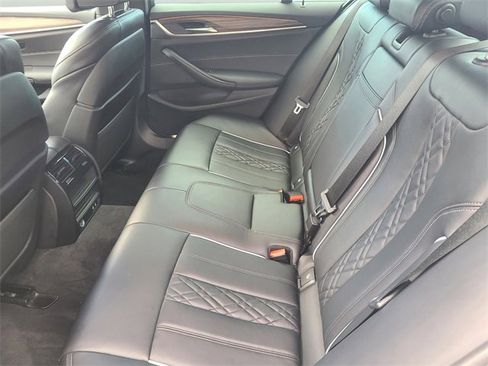 Used 2022 BMW 540i w/ Luxury Seating Package image 14