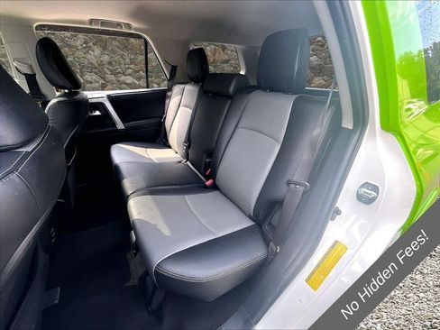 Used 2016 Toyota 4Runner SR5 Premium w/ Four Season Floor Mat Package AWD/4WD image 18