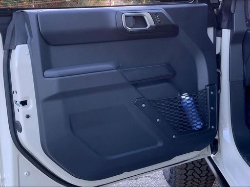 New 2025 Ford Bronco Badlands image 10