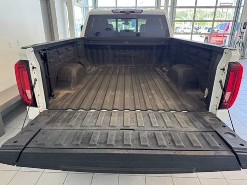 Used 2023 GMC Sierra 1500 AT4 w/ AT4 Preferred Package AWD/4WD image 46