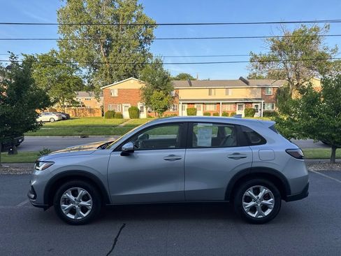 Certified 2024 Honda HR-V LX image 8