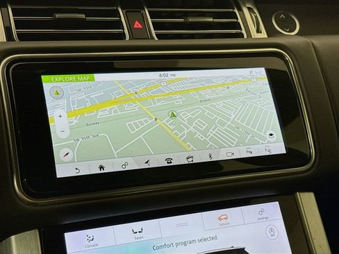 Used 2022 Land Rover Range Rover Westminster Edition image 16