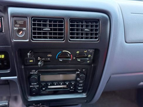 Used 2000 Toyota Tacoma 4x4 Xtracab image 84