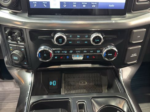 Used 2023 Ford F150 Lariat w/ Equipment Group 502A High image 33