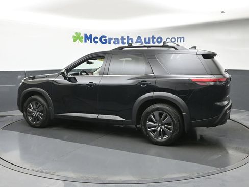 Used 2022 Nissan Pathfinder SV w/ SV Premium Package AWD/4WD image 20