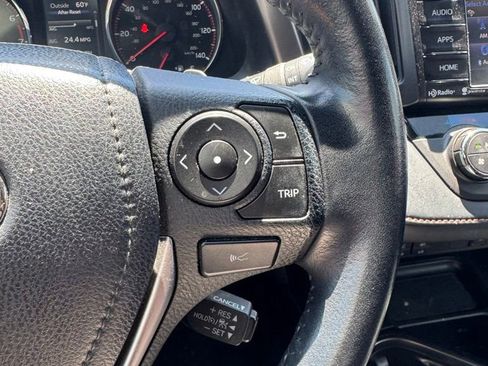 Used 2018 Toyota RAV4 SE w/ Power Extra Value Package AWD/4WD image 28