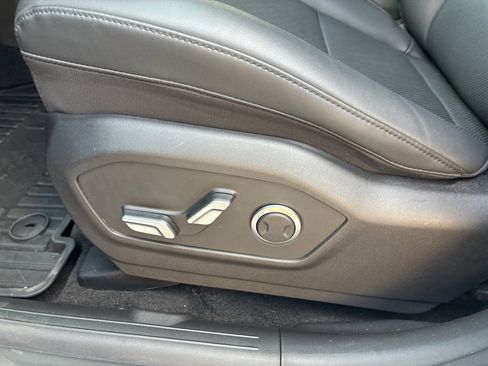 Certified 2025 Hyundai Santa Fe XRT image 35