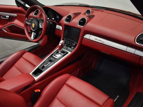 Used 2022 Porsche 718 Boxster GTS image 14