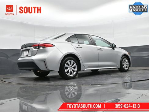 Used 2023 Toyota Corolla LE image 37
