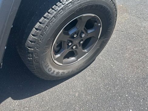 Used 2022 Jeep Gladiator Rubicon w/ LED Lighting Group image 9