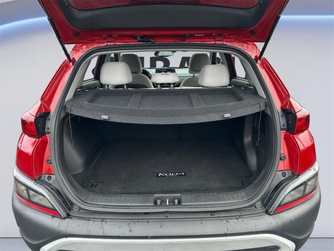 Used 2022 Hyundai Kona SEL w/ Convenience Package image 18