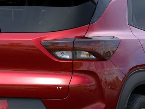 New 2026 Chevrolet TrailBlazer LT w/ Convenience Package FWD image 11