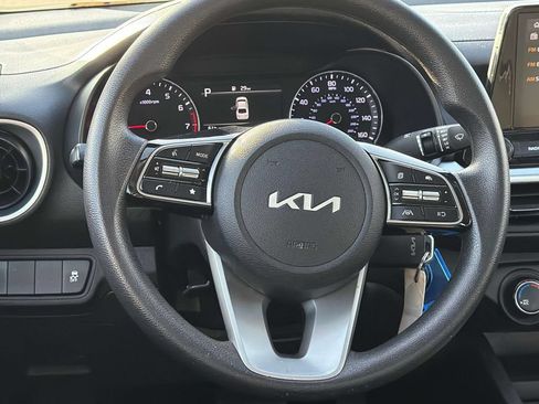 Used 2024 Kia Forte LX FWD image 8