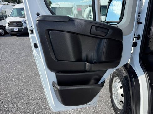 Used 2021 RAM ProMaster 2500 w/ Interior LED Lighting Group FWD image 11