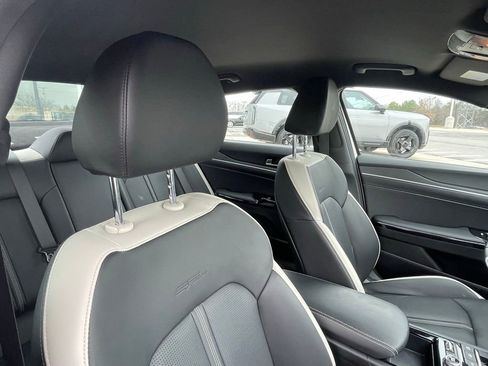 Certified 2025 Kia K5 GT-Line image 29