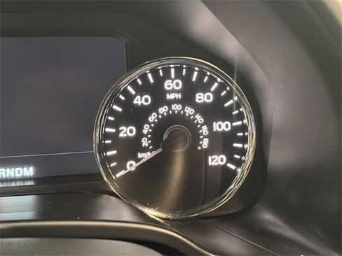 Used 2019 Ford F150 Platinum w/ Equipment Group 701A Luxury image 29