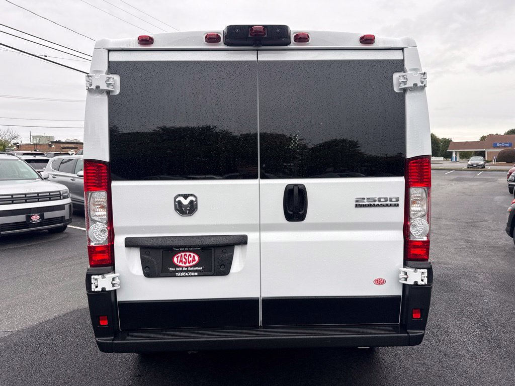 Used 2025 RAM ProMaster 2500 w/ U-Haul Equipment Group FWD image 6