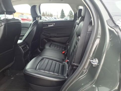 Used 2024 Ford Edge SEL w/ Convenience Package image 11