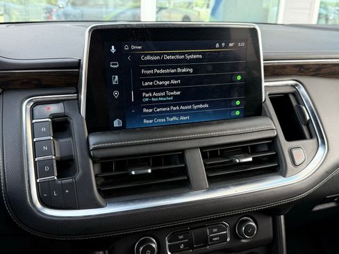 Used 2023 Chevrolet Suburban Premier RWD image 53