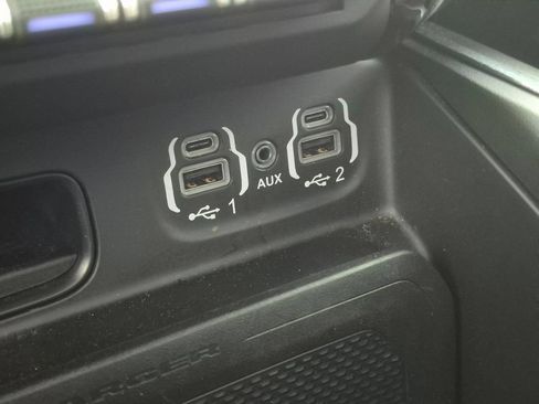 Used 2023 RAM 1500 Laramie AWD/4WD image 24