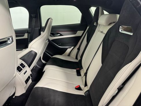 Used 2024 Jaguar F-PACE SVR image 25