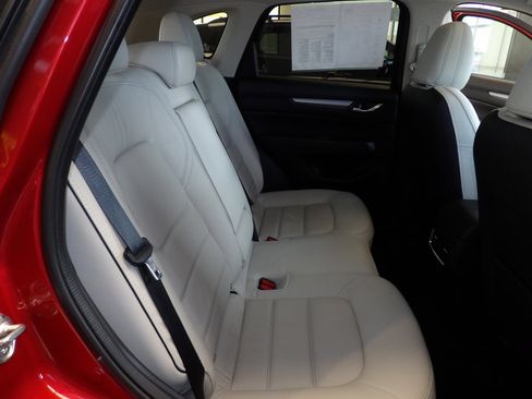 Certified 2024 MAZDA CX-5 AWD 2.5 S w/ Preferred Package image 18