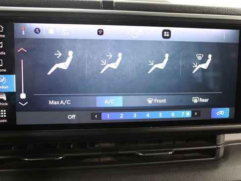 Used 2024 Jeep Wrangler Unlimited Sport AWD/4WD image 44