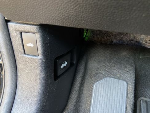 Used 2023 Honda Accord EX image 43