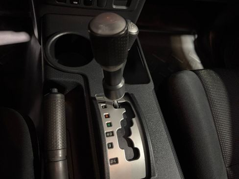 Used 2007 Toyota FJ Cruiser 4WD image 17