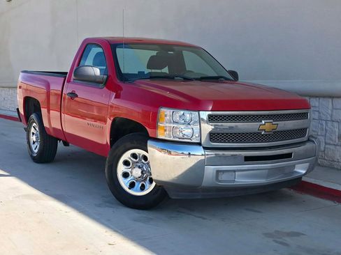 Used 2013 Chevrolet Silverado 1500 W/T w/ LS Package image 1
