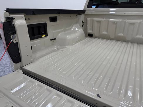 Used 2025 Ford Ranger XLT w/ FX4 Off-Road Package image 36