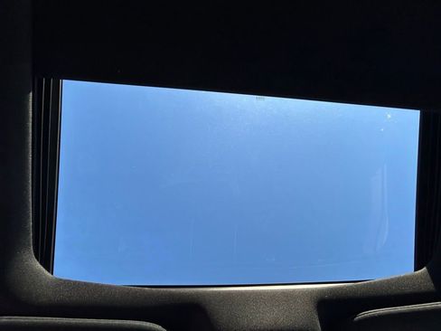 Certified 2023 Ford F150 Lariat w/ Equipment Group 502A High image 23