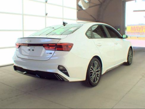 Used 2023 Kia Forte GT-Line w/ GT-Line Premium Package FWD image 4